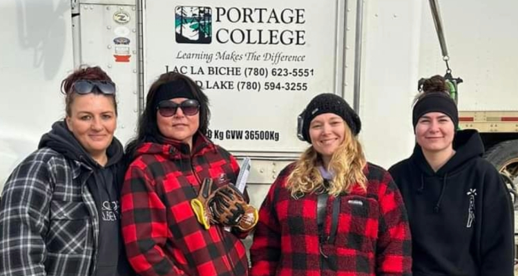 Students in front of Portage College Truck